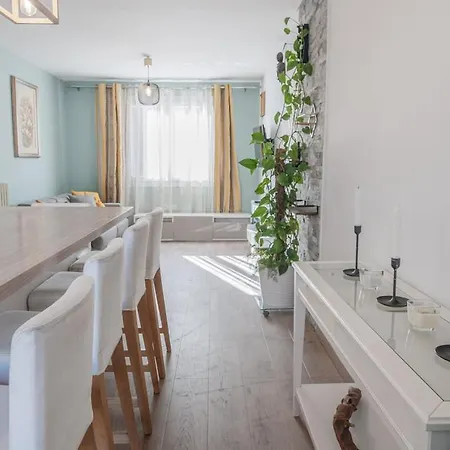 Beautiful 3 - Parking -centre -tram Nizza